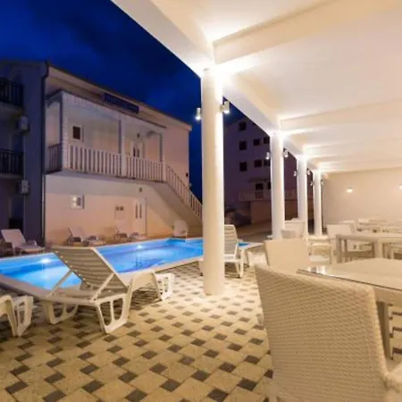 Bridic Okrug Donji Apartment *